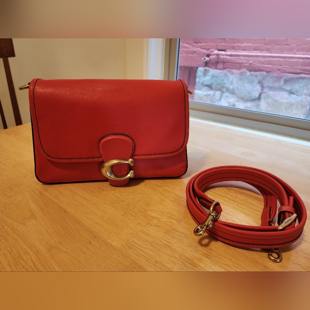 Coach Soft Tabby Red / Orange